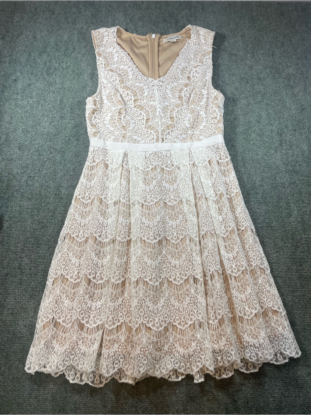 Francesca's Cream and White Lace Dress